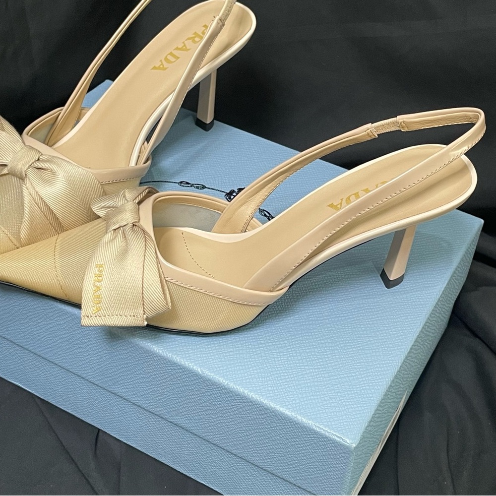 Prada Women's Heels - Picture 4 of 6